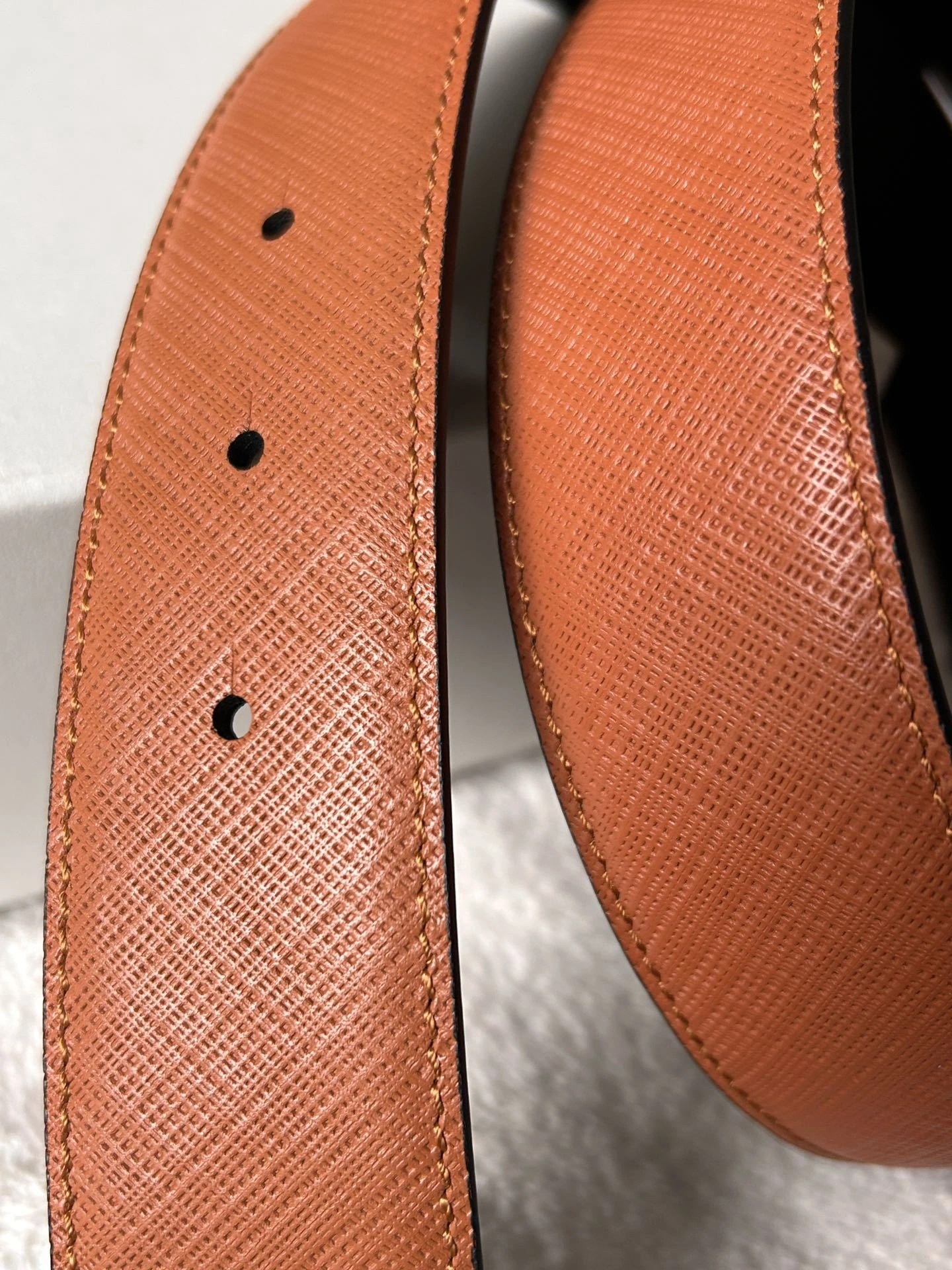 Barbara-- 8o5w5 52688016-2999 Calfskin 4.0cm reversible item:D-S179F0585